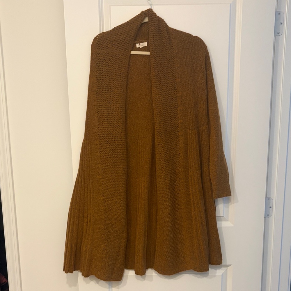 NWOT Debut Women's Cardigan